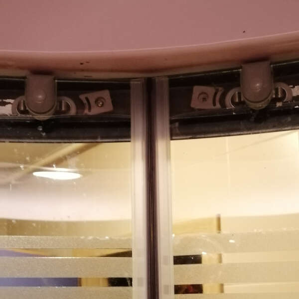 Roulette de Porte Coulissante en Verre Silencieuse