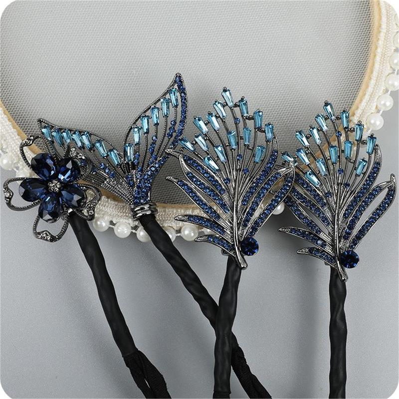 Barrette à cheveux avec fleur en strass