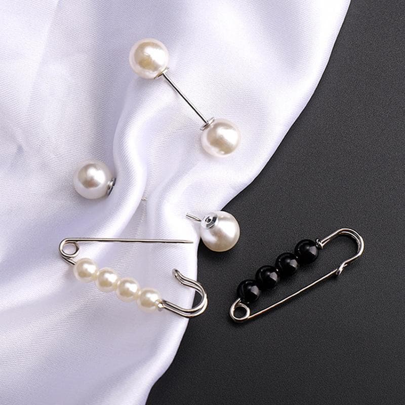 Broche de sécurité avec strass fantaisie et perles
